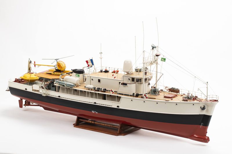 Výzkumná loď Calypso od Billing Boats