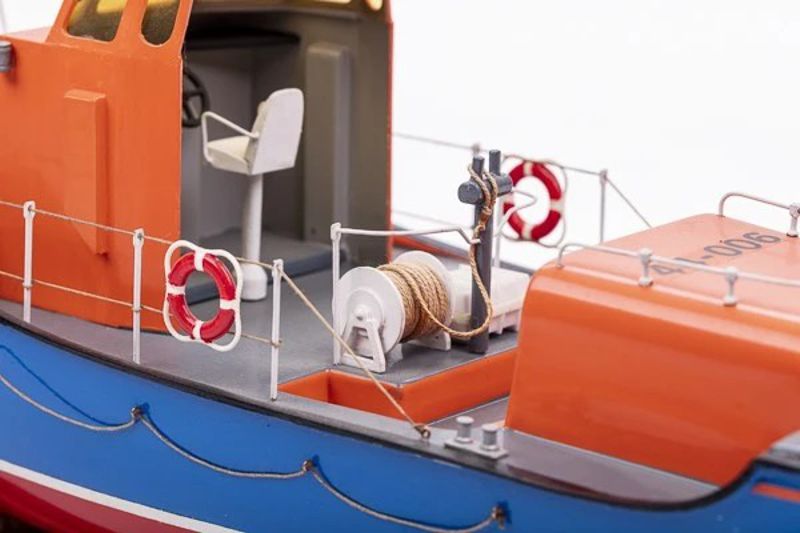 RNLI Waveny Lifeboat